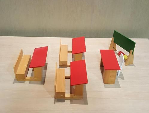 houten poppenmeubels (schoolklasje) schaal 1:12 (vintage), Kinderen en Baby's, Speelgoed | Poppenhuizen, Gebruikt, Accessoires