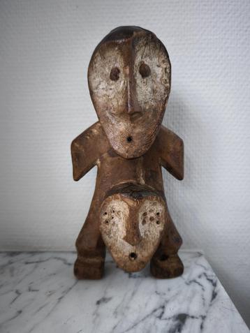 Lega beeldje fetisj (Congo) beschikbaar voor biedingen