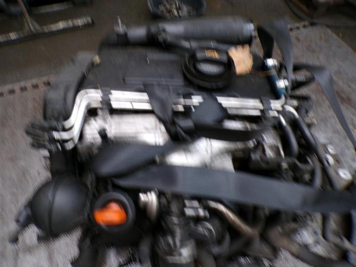 Moteur Volkswagen Touran 2.0TDi 100kw BKD 2003-2006 LP/14994, Auto-onderdelen, Motor en Toebehoren, Volkswagen, Gebruikt, Ophalen