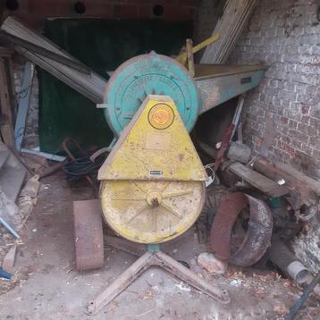 Hamermolen  beschikbaar voor biedingen