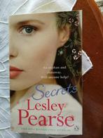 Lesley PEARSE - secrets - engels, Boeken, Fictie, Ophalen of Verzenden, Zo goed als nieuw, Pearse