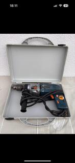 Boormachine, Doe-het-zelf en Bouw, Gereedschap | Boormachines, Variabele snelheid, Zo goed als nieuw, 400 tot 600 watt, Ophalen