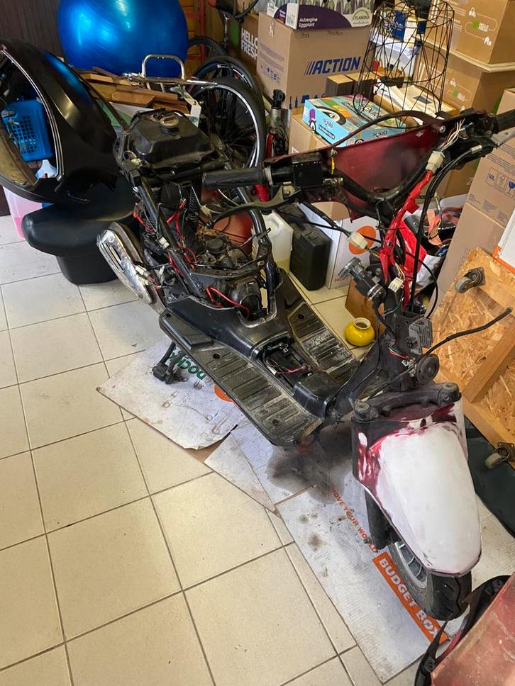 Scooter, Fietsen en Brommers, Brommeronderdelen | Scooters, Gebruikt, Overige merken, Ophalen