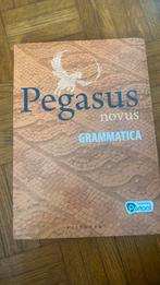 Pegasus novus 2de en 3de graad latijn grammatica boek, Enlèvement ou Envoi, Comme neuf, Secondaire, Latin