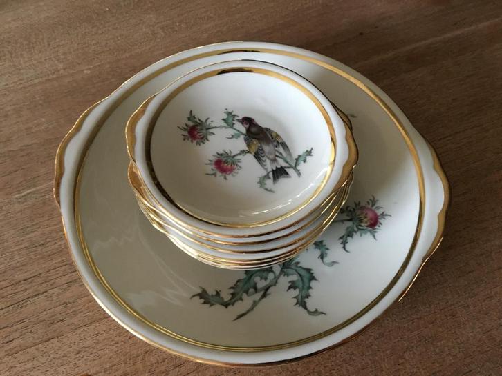 Porseleinen petit-four set (7-delig), Antiquités & Art, Antiquités | Verre & Cristal, Enlèvement