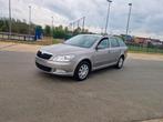 Skoda octavia 1.4cc benzine euro5 Eerste eigenaar, Auto's, Skoda, Euro 5, Stof, 4 cilinders, Bruin