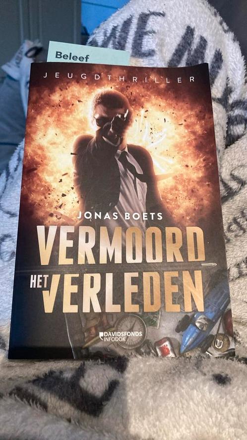 Jonas Boets - Vermoord het verleden, Boeken, Kinderboeken | Jeugd | 13 jaar en ouder, Zo goed als nieuw, Ophalen of Verzenden