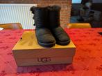 UGG - maat 34, Kinderen en Baby's, Ophalen of Verzenden, Zo goed als nieuw, Laarzen