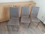 3 keukenstoelen (met versleten bekleding), Ophalen, Gebruikt, Metaal, Drie