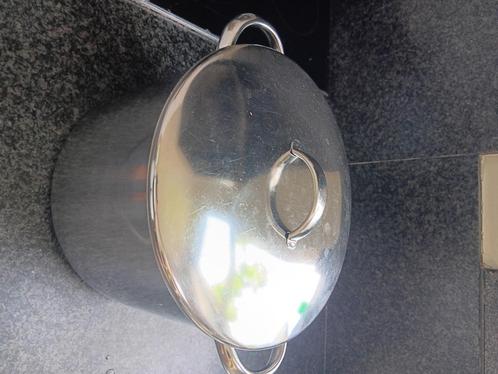 Grote kookpot Demeyere, Huis en Inrichting, Keuken | Potten en Pannen, Zo goed als nieuw, Kookpan of Snelkookpan, Inox, Keramische plaat