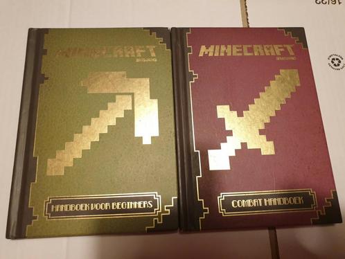 Stephanie Milton - 2 x MINECRAFT Handboek BEGINNERS COMBAT, Livres, Loisirs & Temps libre, Utilisé, Autres sujets/thèmes, Enlèvement ou Envoi