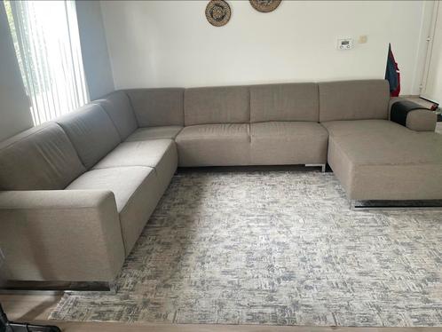 Beige grijs kleurige L-vormige zetel ruime hoekbank, Huis en Inrichting, Zetels | Complete zithoeken, Gebruikt, Stof, Ophalen