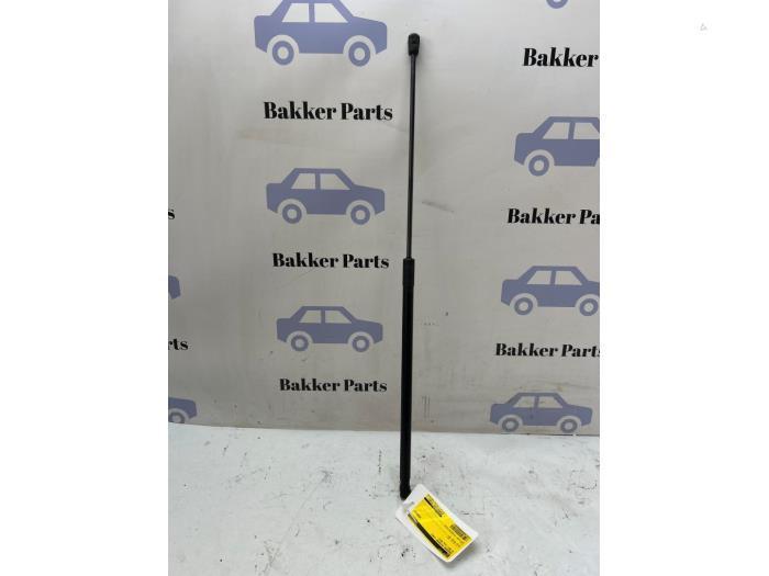 Gasdemper Motorkap links van een Volkswagen Golf, Auto-onderdelen, Carrosserie, Volkswagen, Gebruikt, 3 maanden garantie