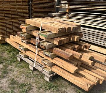 Oude eiken kepers/balken beschikbaar voor biedingen