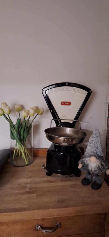Berkel weegschaal, Elektronische apparatuur, Ophalen, Zo goed als nieuw
