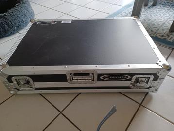 A vendre Flycase pour DJ-808, MC7000, DDJ-RZ/SX/SX2, Muziek en Instrumenten, Ophalen, Zo goed als nieuw