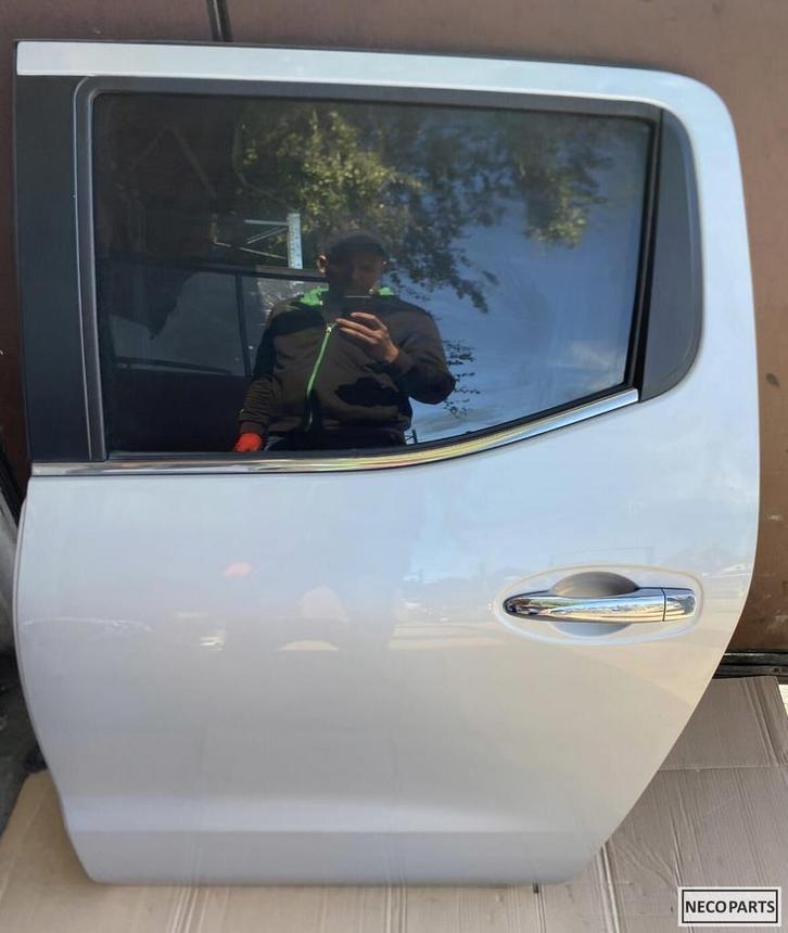 RENAULT ALASKAN NAVARA PORTIER DEUR ALLES LEVERBAAR !!!, Autos : Pièces & Accessoires, Carrosserie & Tôlerie, Haillon arrière