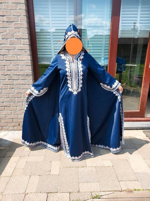 Luxe 2-delige Takicha Set | Handgemaakt in Marokko, Kleding | Dames, Trouwkleding en Trouwaccessoires, Zo goed als nieuw, Ophalen of Verzenden