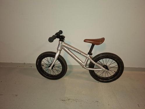 Loopfiets Earlyrider, Kinderen en Baby's, Speelgoed | Buiten | Voertuigen en Loopfietsen, Zo goed als nieuw, Loopfiets, Ophalen