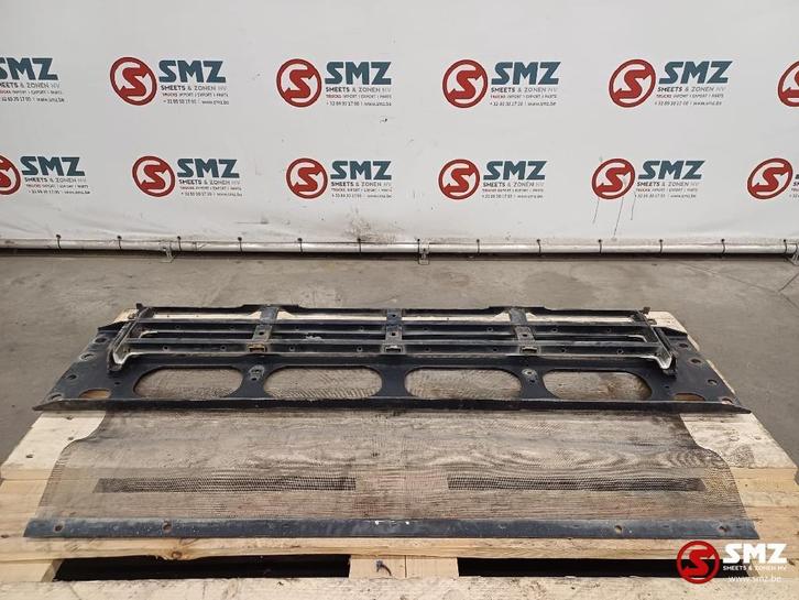 Occ binnenframe radiatorgrille Volvo, Auto-onderdelen, Vrachtwagen-onderdelen, Volvo, Carrosserie en Plaatwerk, Gebruikt