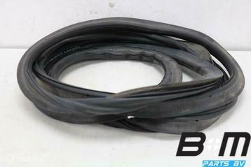 Achterkleprubber VW Tiguan 5NA 5NA827705 beschikbaar voor biedingen