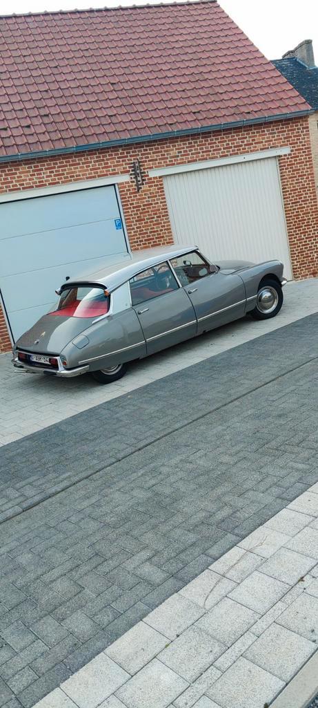 Prachtige Citroën ds 19M, Auto's, Oldtimers, Particulier, Citroën, Benzine, Berline, 4 deurs, Handgeschakeld, Zilver of Grijs