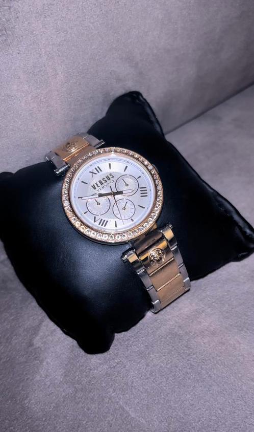 Nieuw Versus Versace dameshorloge, Handtassen en Accessoires, Horloges | Dames