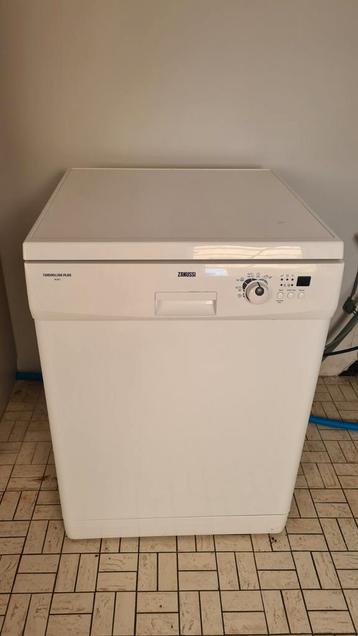 Vaatwasmachine beschikbaar voor biedingen
