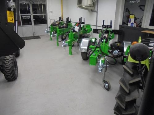 Houtkliever 22 ton-35 ton op aanhanger snel vervoer, Zakelijke goederen, Machines en Bouw | Tuin, Park en Bosbouw, Kloofmachine