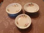 SERVIES 18 DELIG MET BLOEMEN BAVARIA, Antiek en Kunst, Antiek | Servies compleet, Ophalen