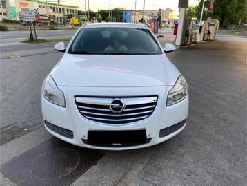 Opel Insignia, benzine eerste eigenaar, km: 137000, 1.4 cc u beschikbaar voor biedingen