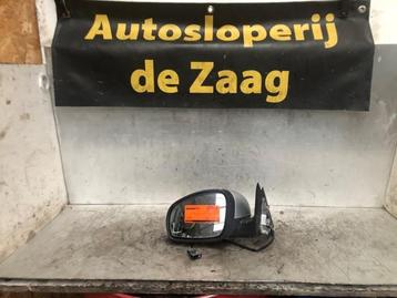 Buitenspiegel links van een Skoda Fabia beschikbaar voor biedingen