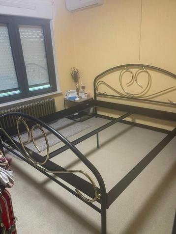 Bedframe XL staal zwart 180x200 cm beschikbaar voor biedingen