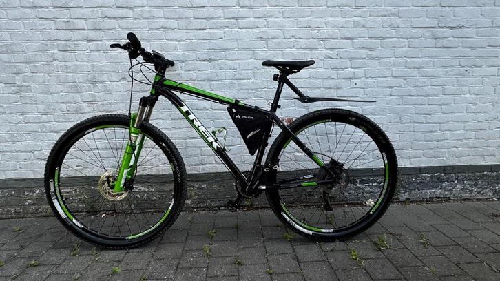 Vélo TREK X-Caliber 9 vert/noir comme neuf, Fietsen en Brommers, Fietsen | Mountainbikes en ATB, Zo goed als nieuw, Heren, Trek