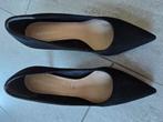 Nieuwe zwarte pumps Tamaris in nubuck maat 38, Tamaris, Pumps, Zwart, Nieuw