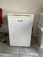 Arçelik diepvriezer 50cmx50cmx80cm, Elektronische apparatuur, Vriezers en Diepvrieskisten, Ophalen, Gebruikt, Minder dan 60 cm