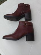 Boots NEUVES en cuir GEOX (40), Vêtements | Femmes, Chaussures, Brun, Geox, Enlèvement ou Envoi, Boots et Botinnes