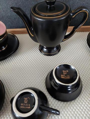 Servies beschikbaar voor biedingen