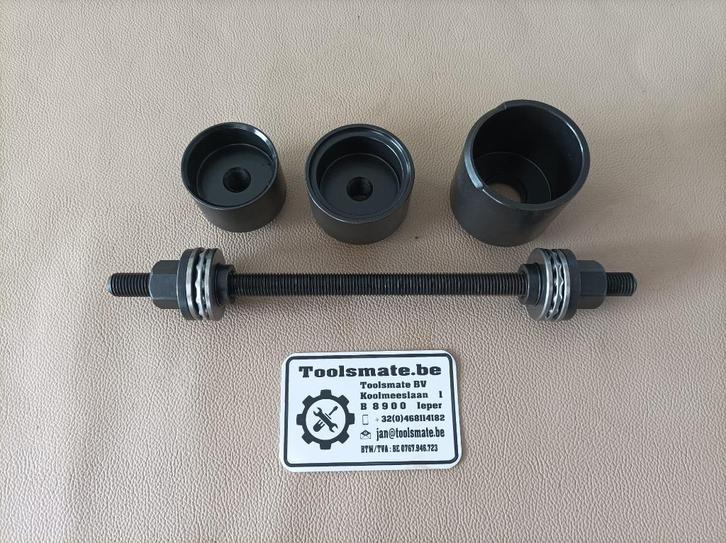In- en uitbouwgereedschap bussen achteras voor BMW, Auto diversen, Autogereedschap, Verzenden