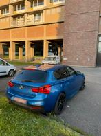 BMW 118i F20 2016 Pack M, Auto's, BMW, Zwart, Blauw, Alcantara, 5 deurs
