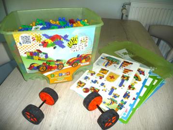 CLICS Rollerbox 500 stuks + 100 accessoires beschikbaar voor biedingen