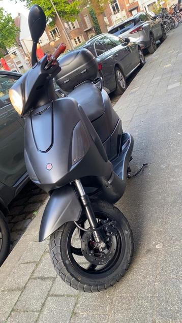Piaggio fly 50 (KLASSE-B) beschikbaar voor biedingen