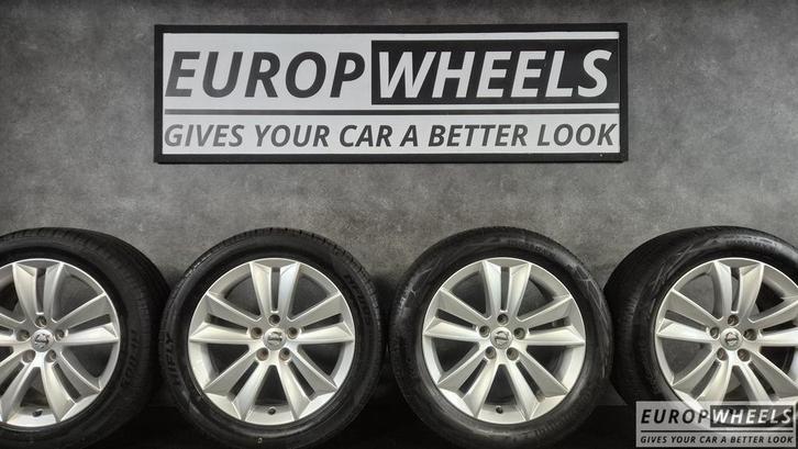 17 inch Volvo Zomerbanden V60 S60 225 50 17 31471309, Auto-onderdelen, Banden en Velgen, Banden en Velgen, Zomerbanden, 19 inch