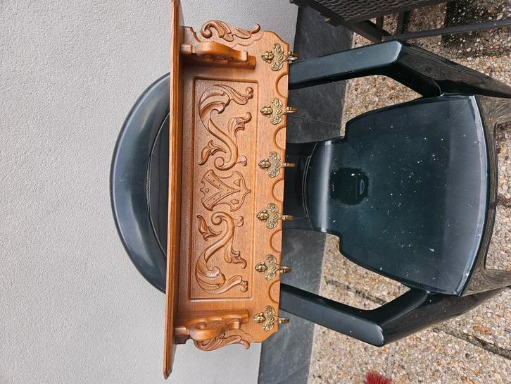 Antiek stijl houten wandrek met haken – handgesneden decorat, Antiek en Kunst, Antiek | Wandborden en Tegels, Ophalen