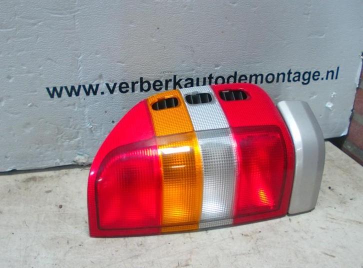 FEU ARRIÈRE DROIT Opel Frontera (6B) (01-1998/07-2004), Autos : Pièces & Accessoires, Éclairage, Opel, Utilisé