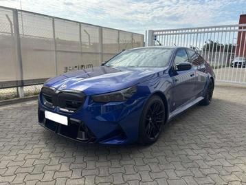 BMW M5 xDrive pano carbon BowWilk M drivers pakket hud beschikbaar voor biedingen