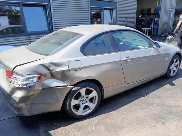 TANKKLEP BMW 3 serie (E92) (01-2005/12-2013), Auto-onderdelen, Carrosserie, BMW, Gebruikt