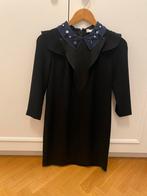 Tapis de fête de la marque Sandro, Vêtements | Femmes, Robes, Enlèvement, Comme neuf