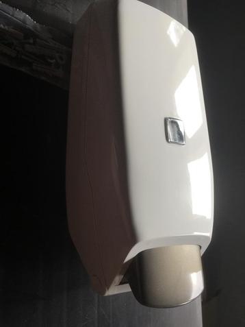 Zeepdispensers (2 stuks) beschikbaar voor biedingen