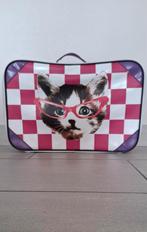 Leuke reiskoffer, kinderkoffer, H31xB14xL48 cm, poezenmotief, Ophalen of Verzenden, Zo goed als nieuw